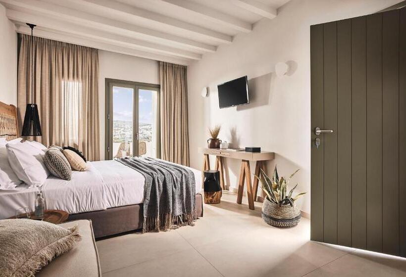 جناح جونيور ديلوكس, Nival Boutique