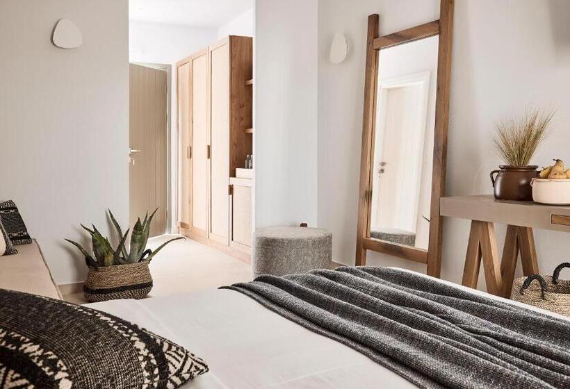 جناح جونيور ديلوكس, Nival Boutique