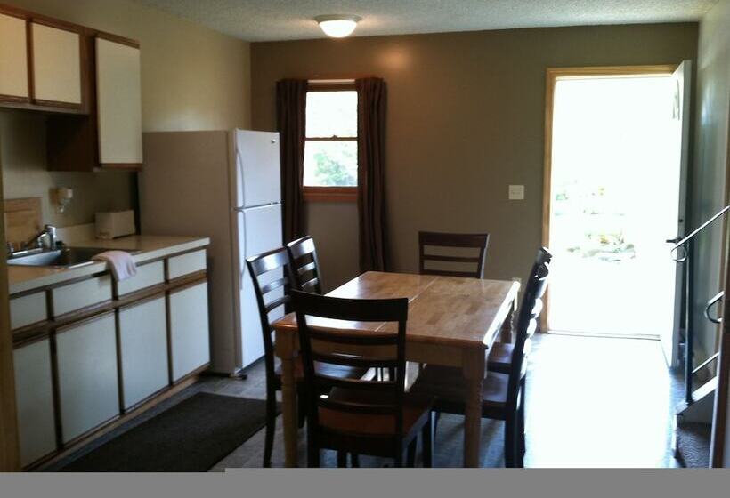 בית צמוד 2 חדרים, The Villas On Lake George