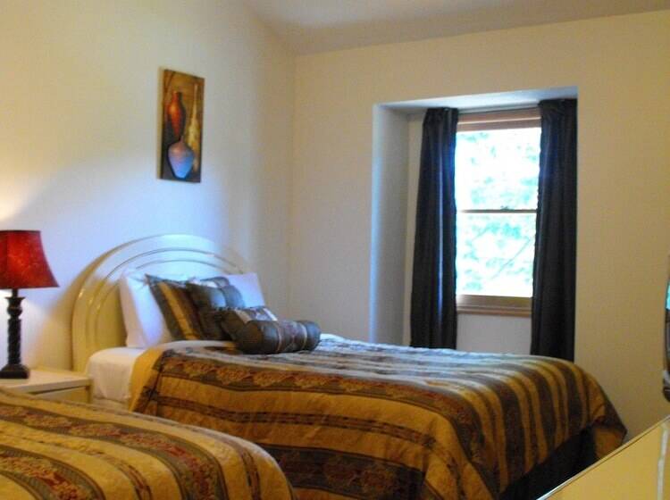 בית צמוד 2 חדרים, The Villas On Lake George