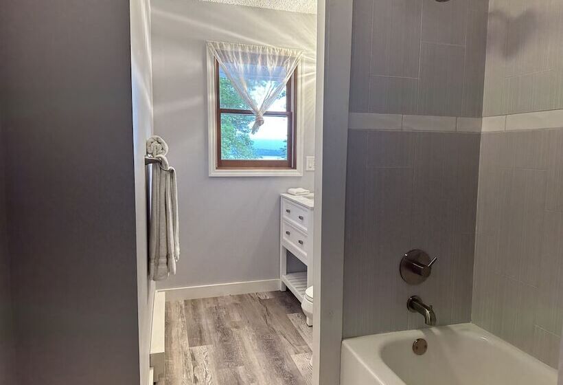 בית, חדר שינה 1, The Villas On Lake George