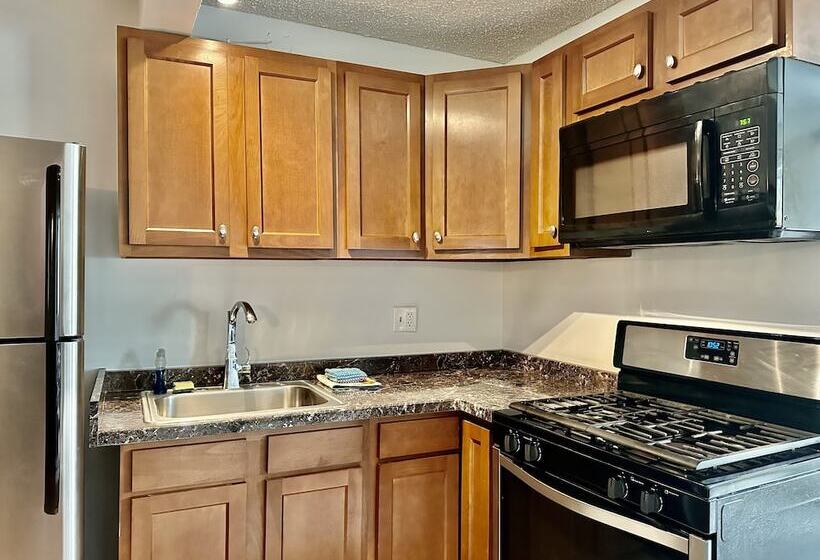 בית צמוד 2 חדרים, The Villas On Lake George