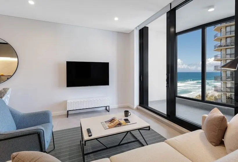 スイート, Meriton Suites Surfers Paradise