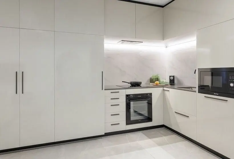 スイート, Meriton Suites Surfers Paradise