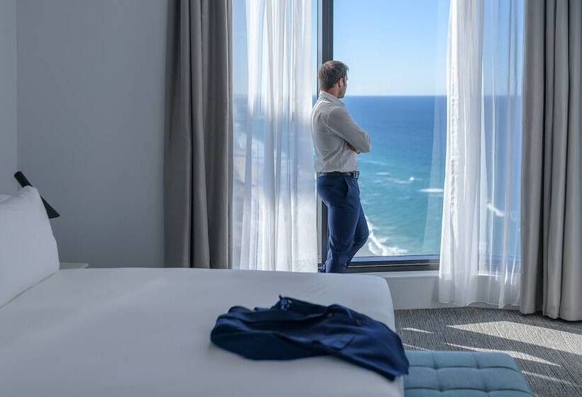 带3个卧室的套间, Meriton Suites Surfers Paradise