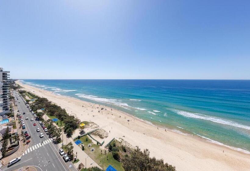 2 Bedrooms Suite Sea View, Meriton Suites Surfers Paradise