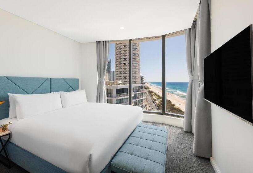 2 Bedrooms Suite Sea View, Meriton Suites Surfers Paradise