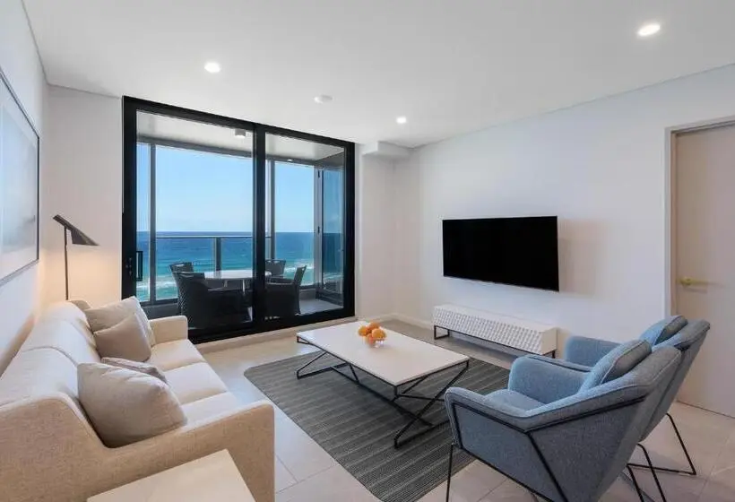 2 Bedrooms Suite Sea View, Meriton Suites Surfers Paradise
