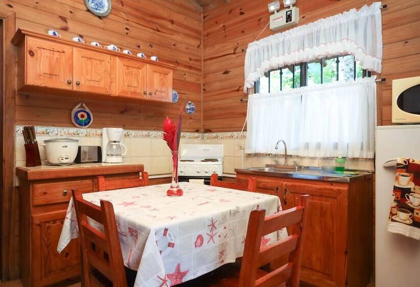 小室, Casa Marcellino Lodge