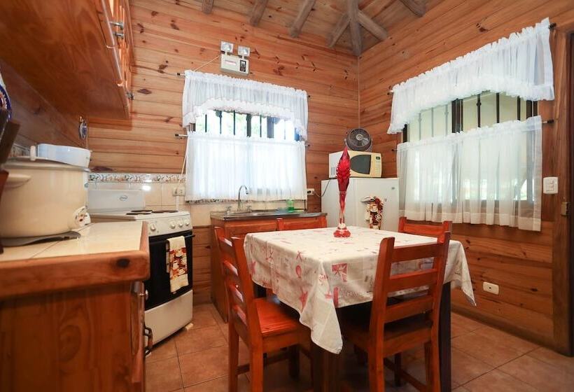 小室, Casa Marcellino Lodge