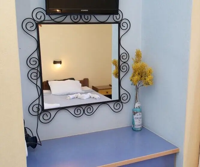 استودیو کامفورت, Kalypso Studios & Apartments