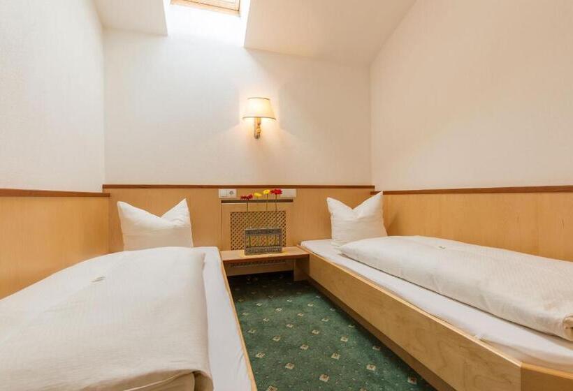 آپارتمان 2 خوابه, Ladestatthof