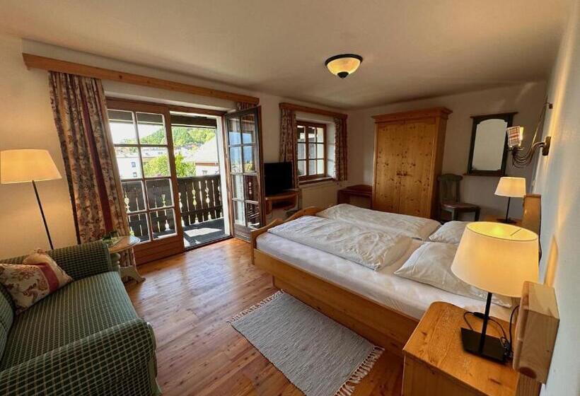 חדר דלוקס, Lexenhof