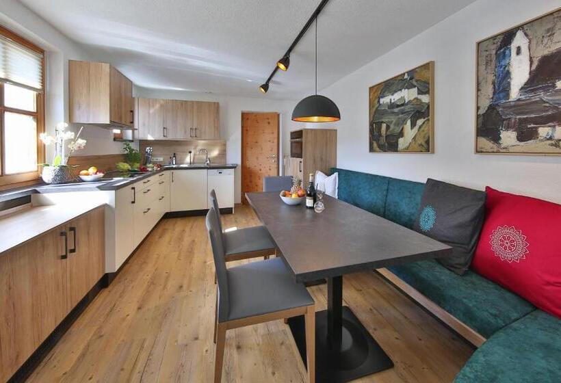 Апартаменты 1 Спальня с Видом, Pension Geiger