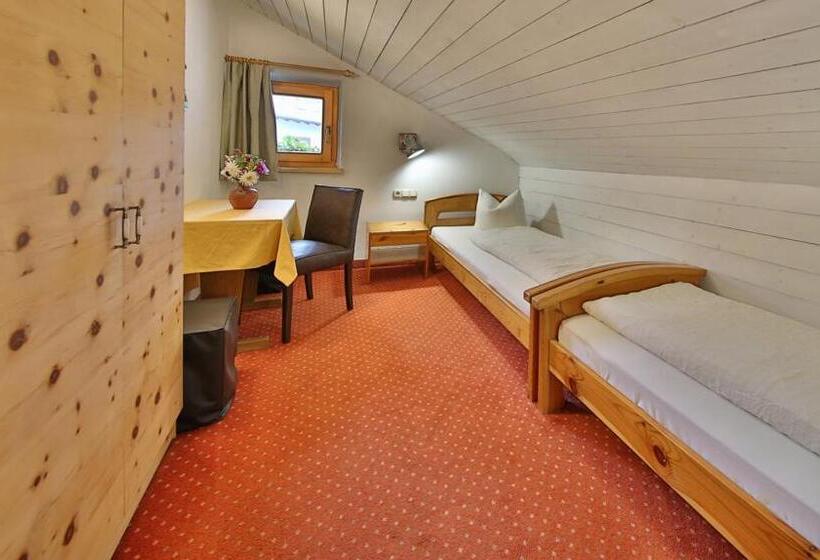 Люкс 2 Спальни, Pension Geiger