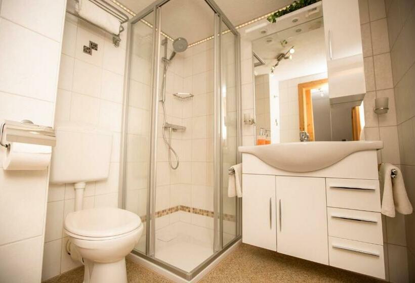 Номер Deluxe, Pension Knoll