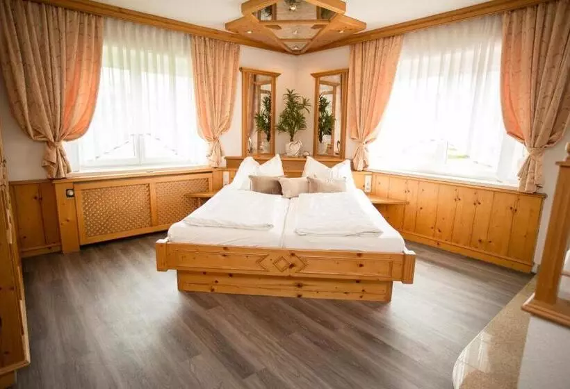 Deluxe-huoneisto 1 Makuuhuone, Pension Knoll