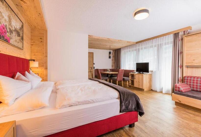 سوییت جونیور, Augarten