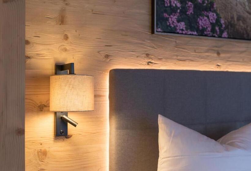 اتاق لوکس, Augarten