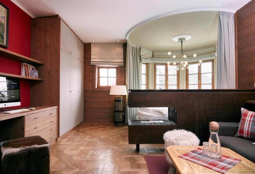 ジュニアスイート, Das Bergschlössl   Very Special