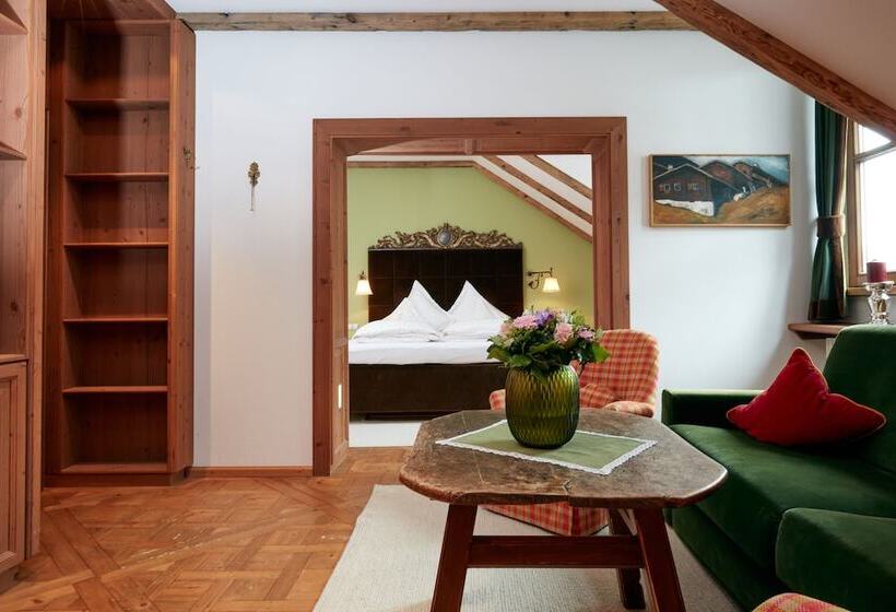 ジュニアスイート, Das Bergschlössl   Very Special