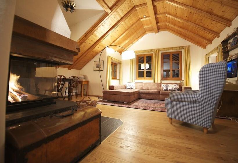 スイート, Das Bergschlössl   Very Special