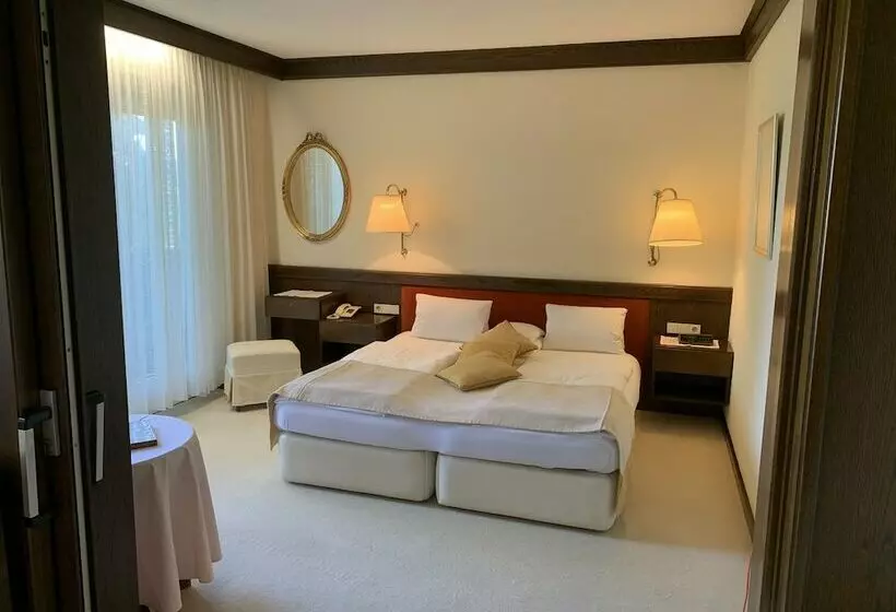 Comfort-huoneisto 1 Makuuhuone, Dietrichsteinerhof Apartments & Rooms