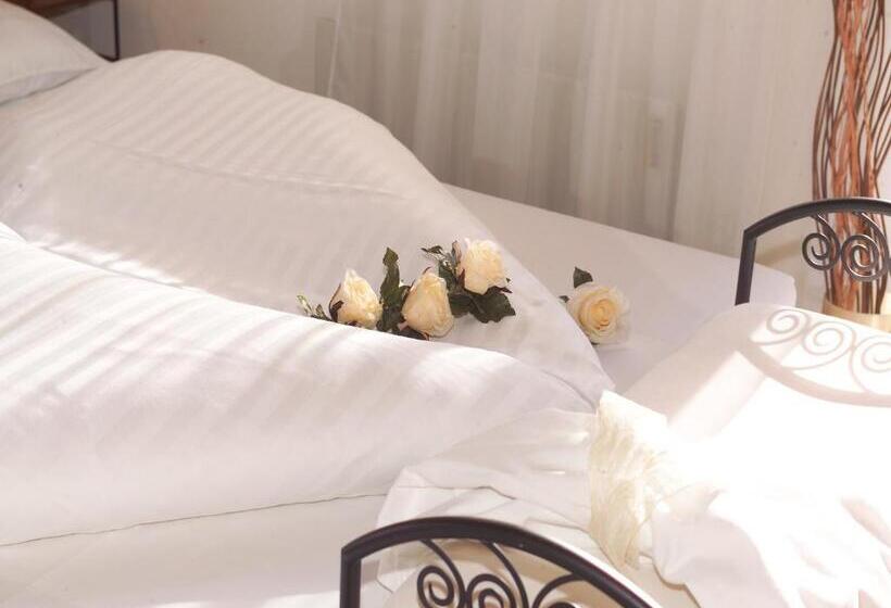 Апартаменты 1 Спальня с Балконом, Garni Elisabeth