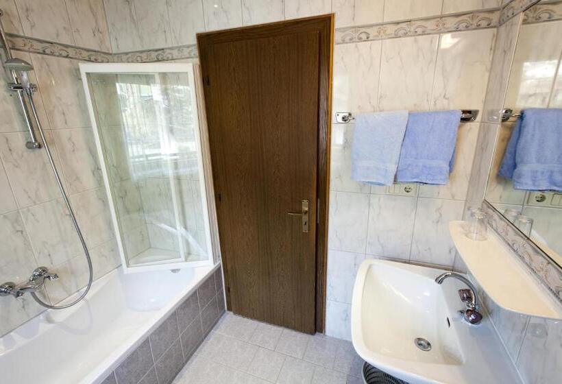 이코노미 룸, Gasthof Kristall Themenfrühstück