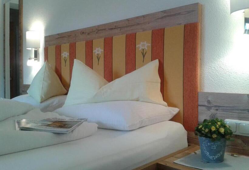 חדר סטנדרט לשלושה, Apart Haus Alpenhof