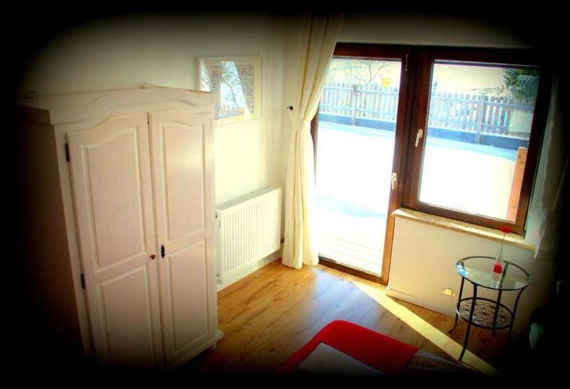 غرفة قياسية مزوَّدة بتراس, Haus Susanne