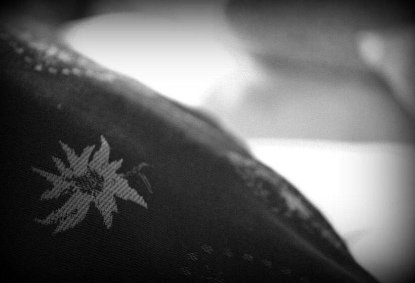 غرفة عائلية, Haus Susanne