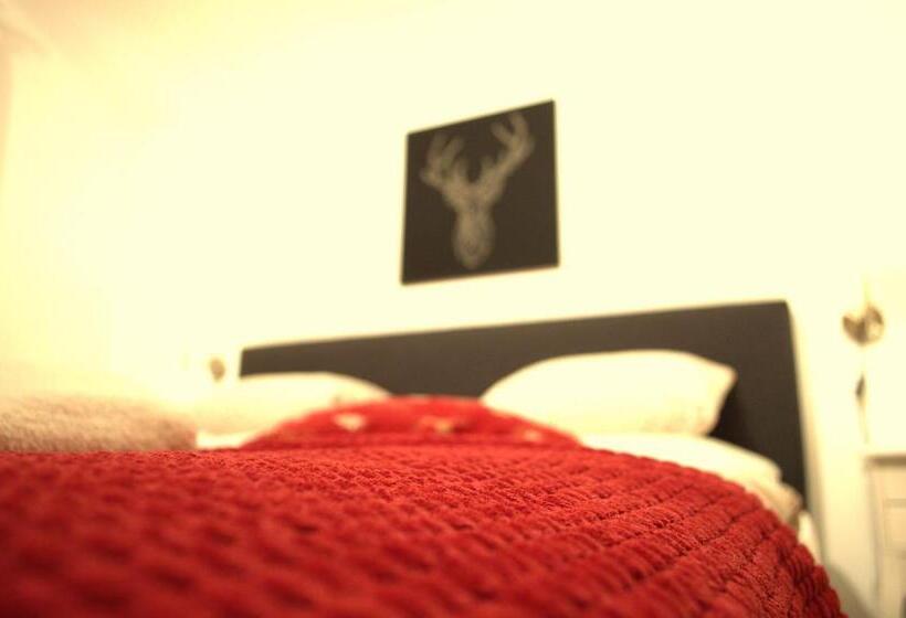 غرفة أساسية, Haus Susanne