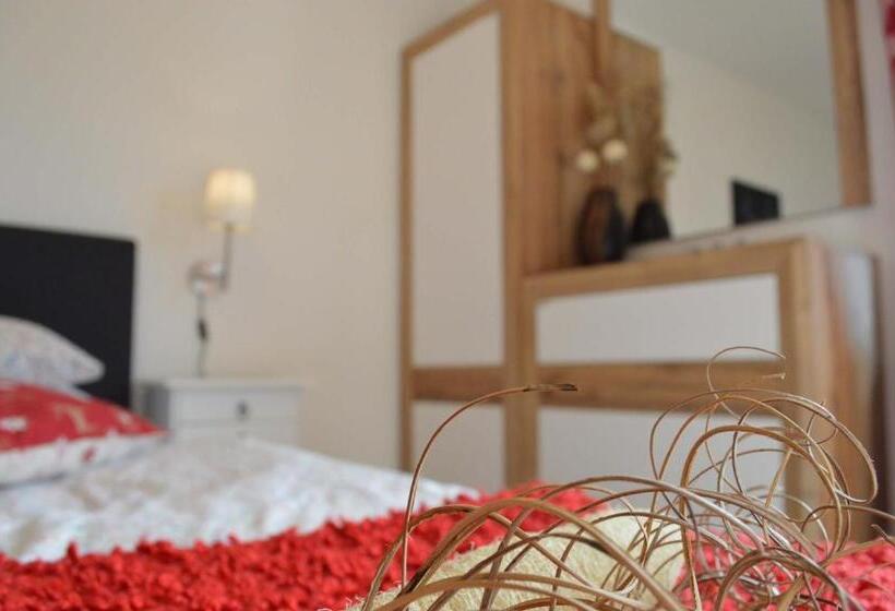 غرفة قياسية مزوَّدة بشُرفة, Haus Susanne