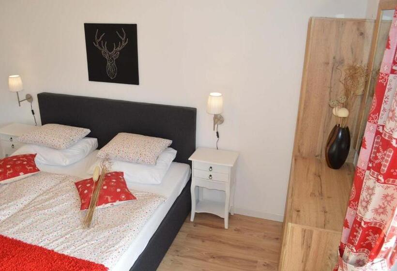 غرفة قياسية مزوَّدة بشُرفة, Haus Susanne