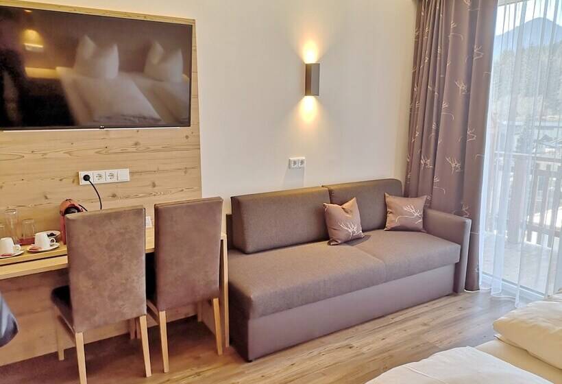 디럭스 룸, Jagdhof