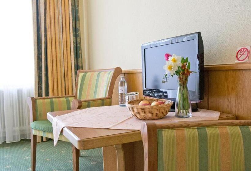 غرفة كلاسيكية, Matschner