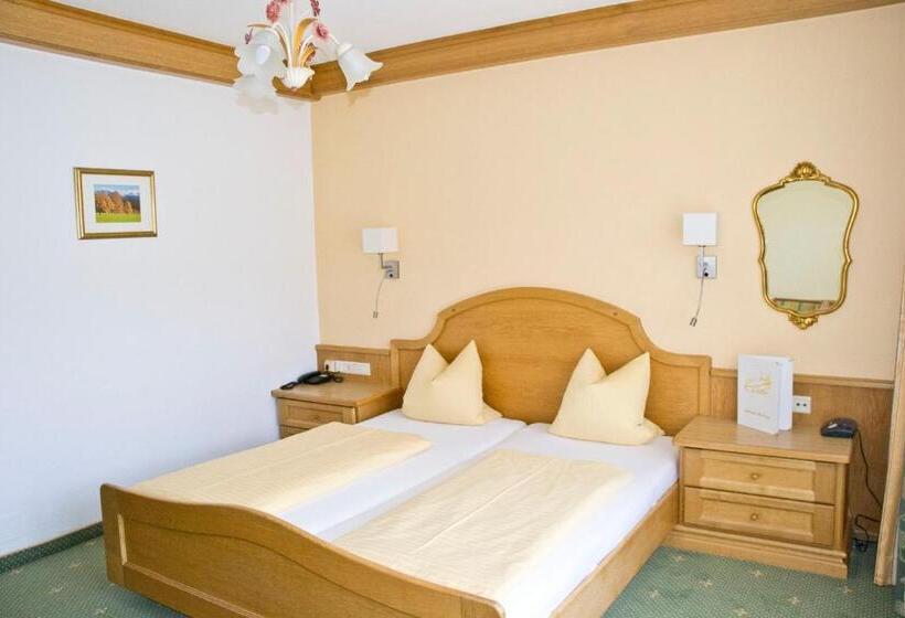 غرفة كلاسيكية, Matschner