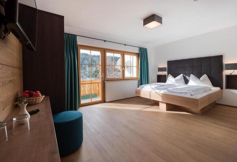 غرفة قياسية مزوَّدة بشُرفة, Matschner