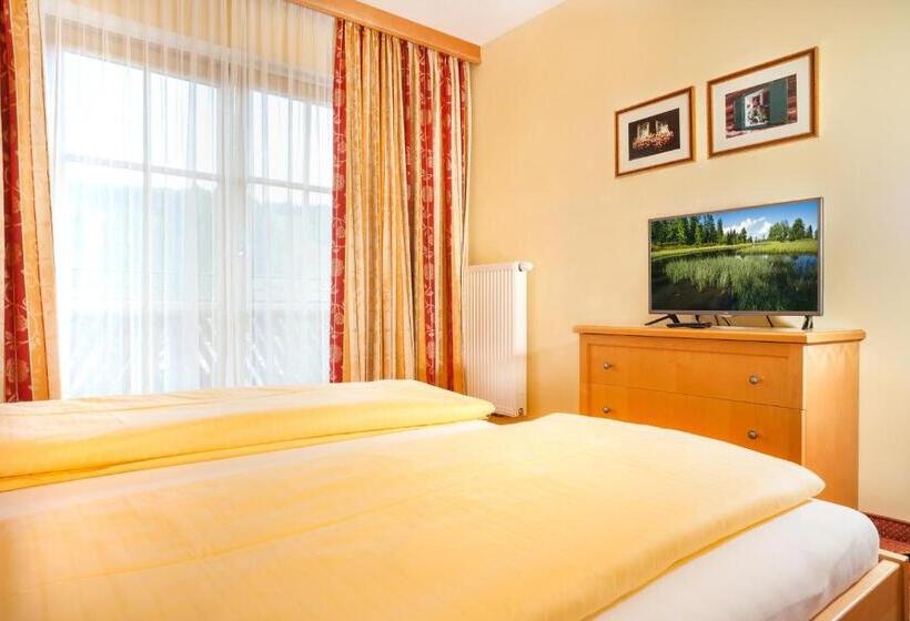 جناح عائلي, Matschner