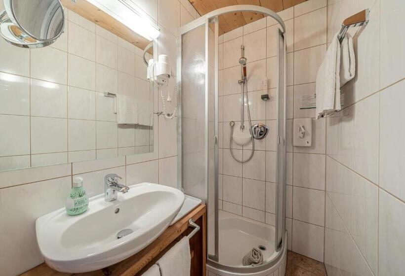 חדר סטנדרט עם מרפסת, Der Ortnerhof   Hotel & Reiterhof