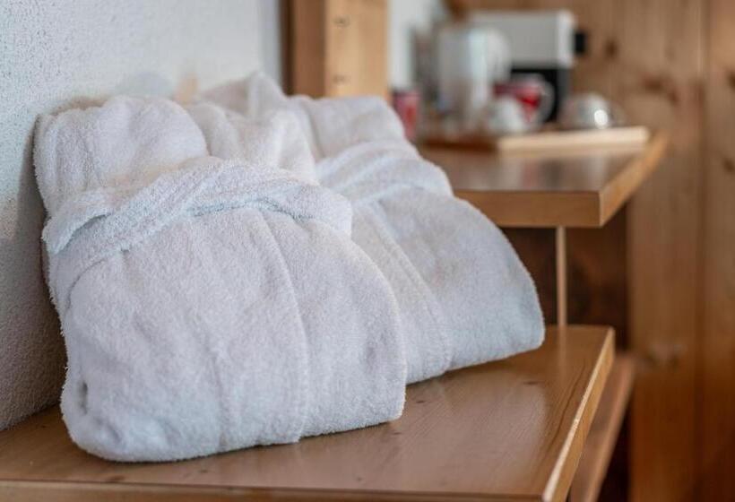 חדר סטנדרט עם מרפסת, Der Ortnerhof   Hotel & Reiterhof