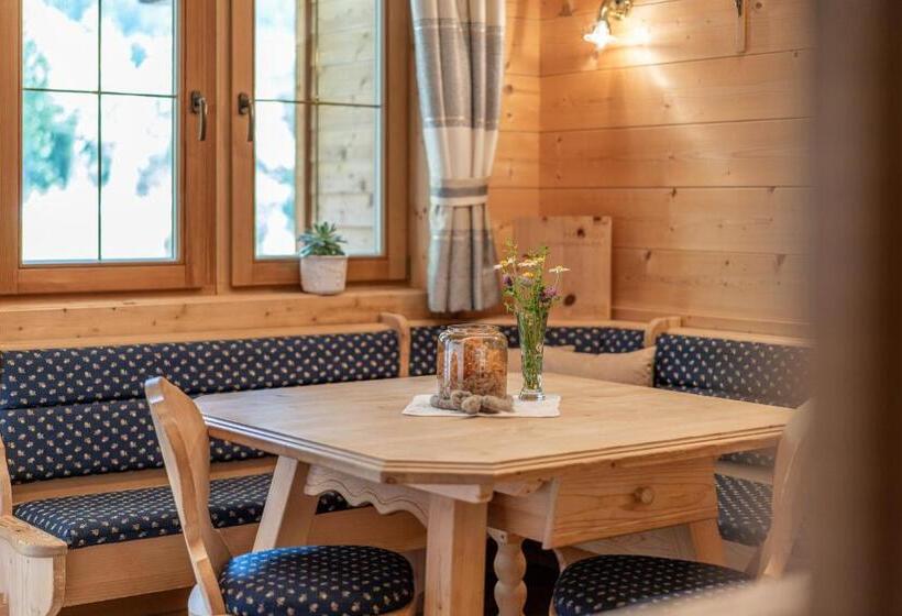 Апартаменты 2 Спальни, Der Ortnerhof   Hotel & Reiterhof