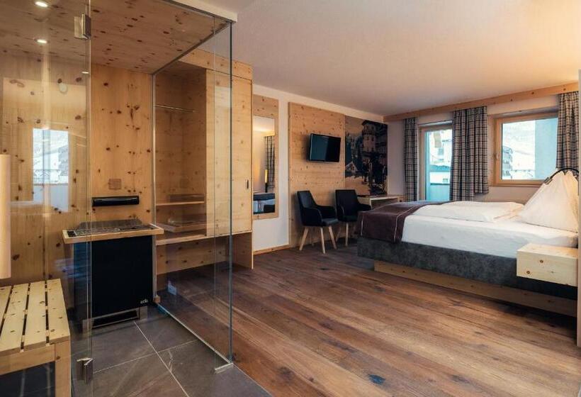 디럭스 스위트, Post