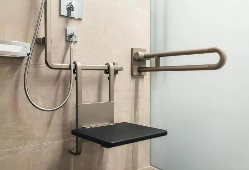 Habitació Estàndard Adaptada per a Discapacitats, Post