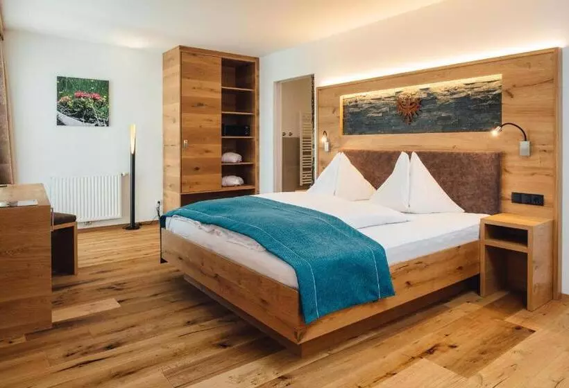Habitació Estàndard Adaptada per a Discapacitats, Post