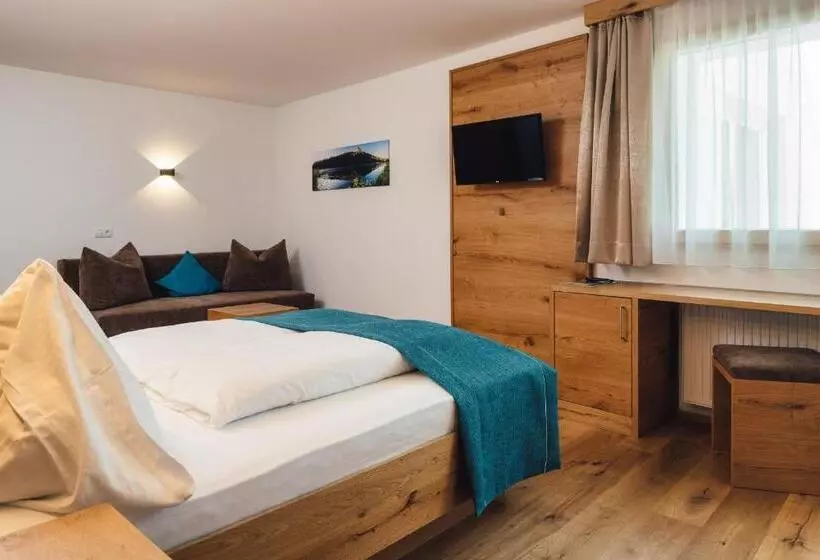 Habitació Estàndard Adaptada per a Discapacitats, Post