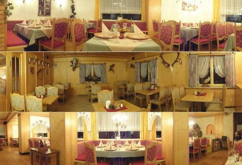 スタンダードシングルルーム, Restaurant Kröll