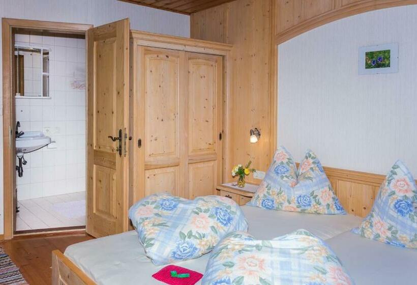 Номер Стандарт с Балконом, Stabentheiner Hof