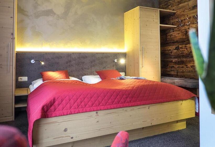 חדר סטנדרט עם מרפסת, Talblick